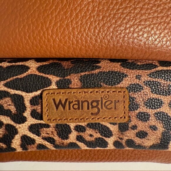 Wrangler Montana West Leopard Convertible Backpack Purse for Women Rugged - Picture 2 of 9